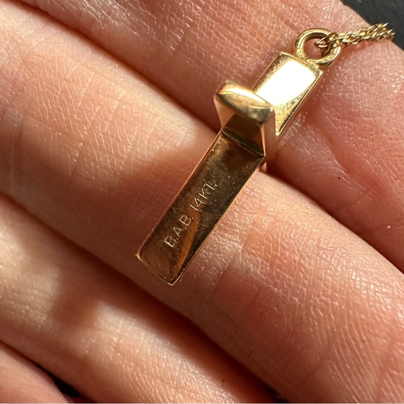 B.A.B. Barton A. Ballou 14K Gold Cross Pendant Necklace 3 Grams - Picture 8 of 8